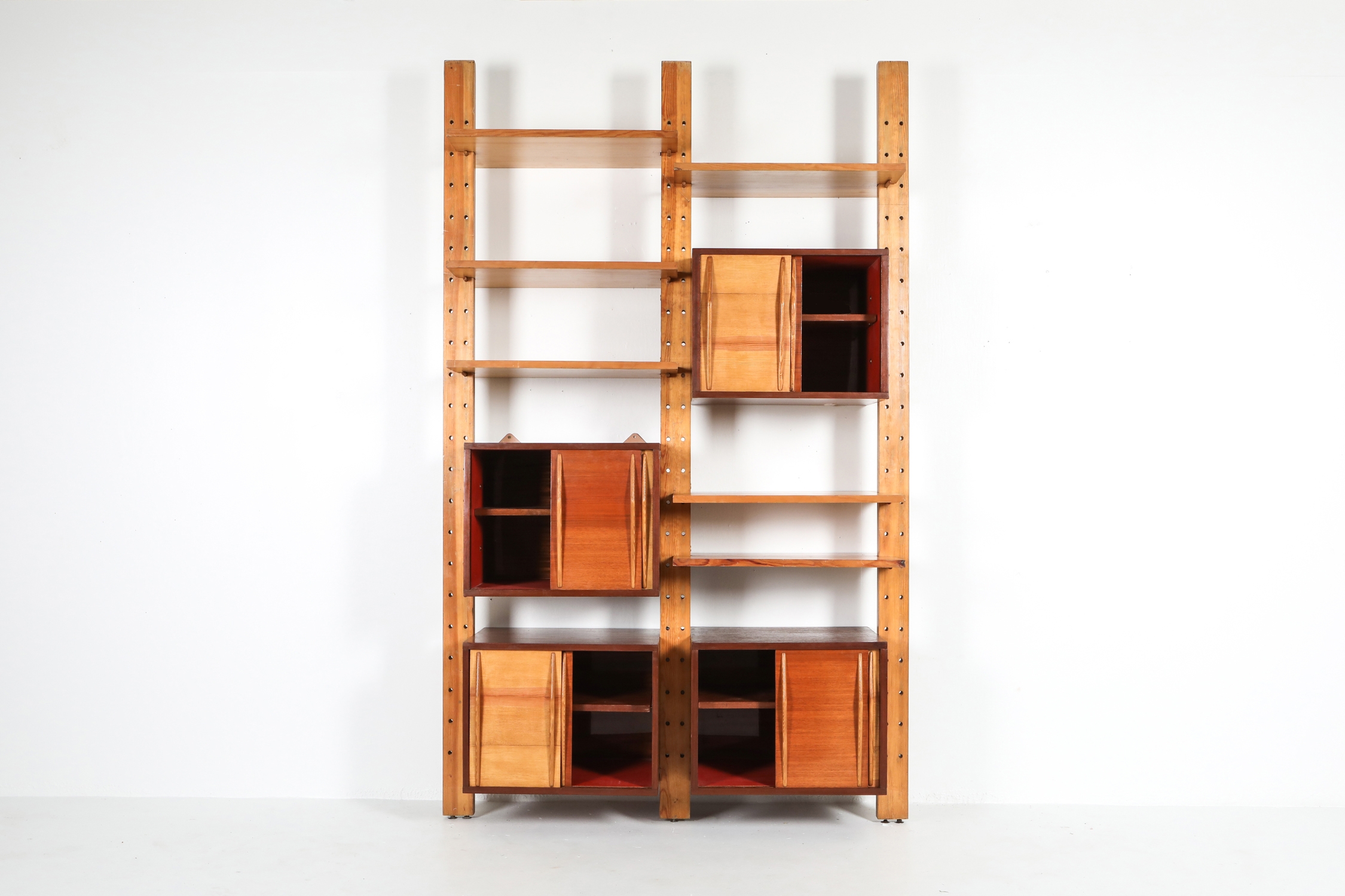 Shelve system France 1970s inspired by Perriand, Le Corbusier - 1970's