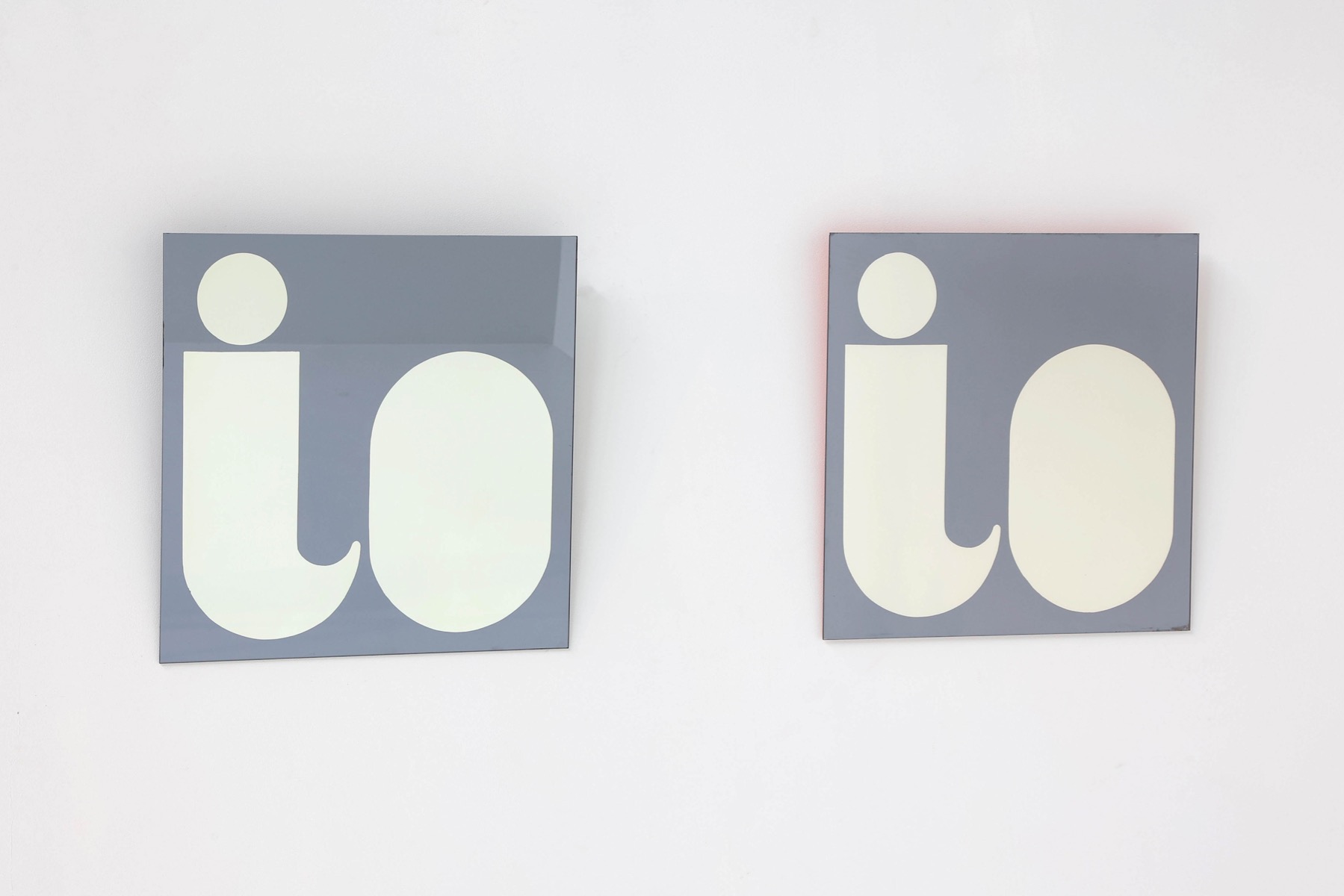 Post-Modern Graphic Grey Cristal Art Wall Mirrors - 1960s