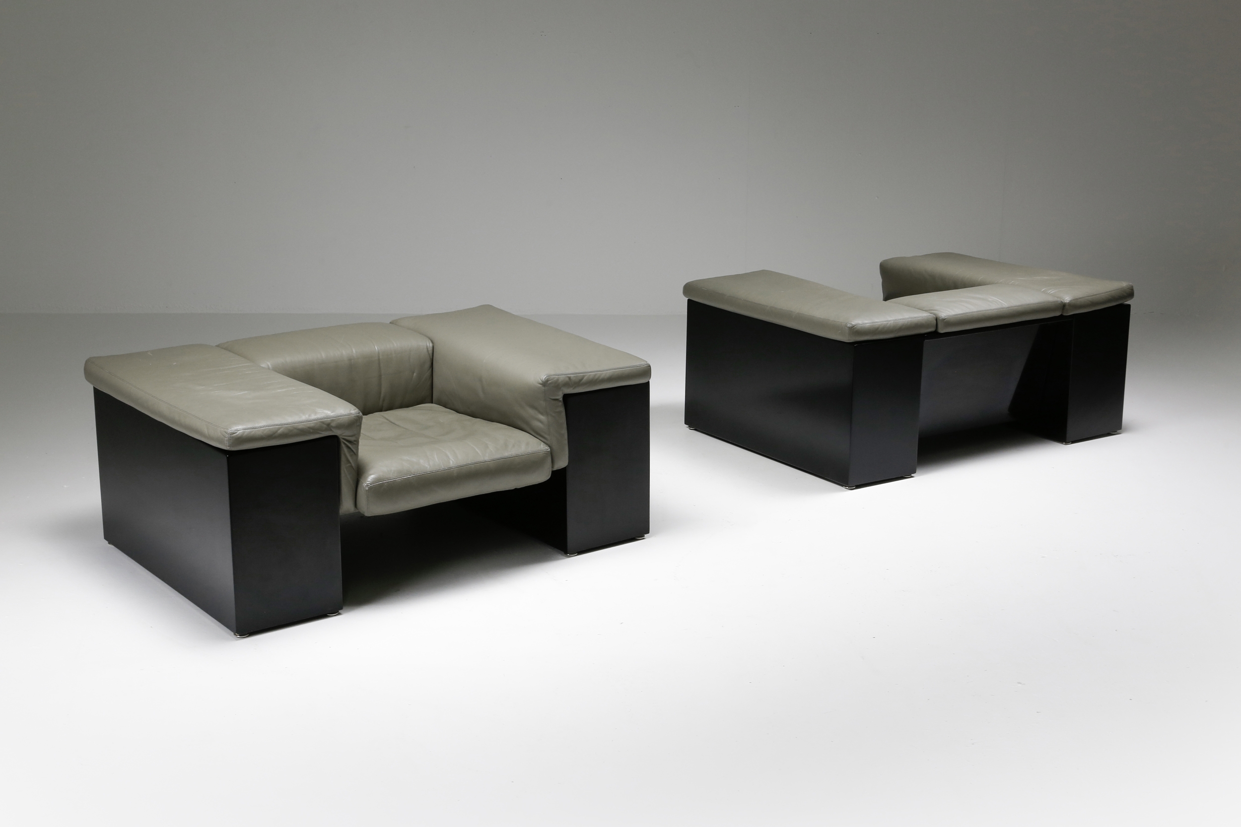 Post-modern Cini Boeri 'Brigadier' Lounge Chairs in Elephant Grey Leather - 1980s