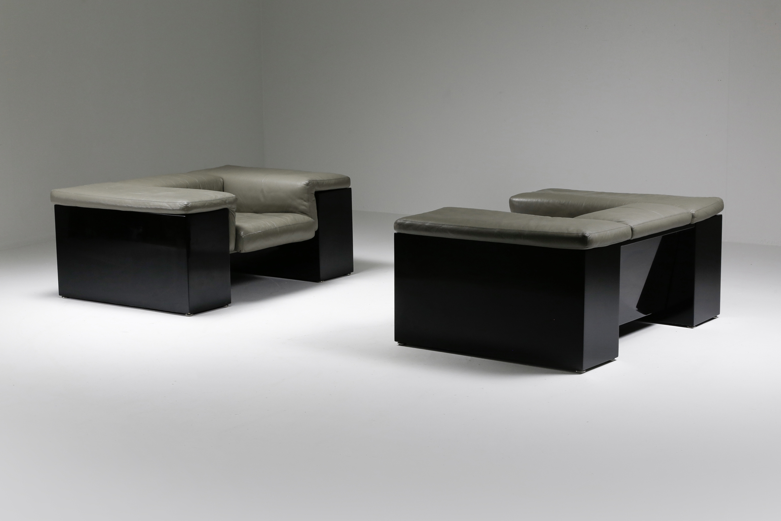 Post-modern Cini Boeri 'Brigadier' Lounge Chairs in Elephant Grey Leather - 1980s