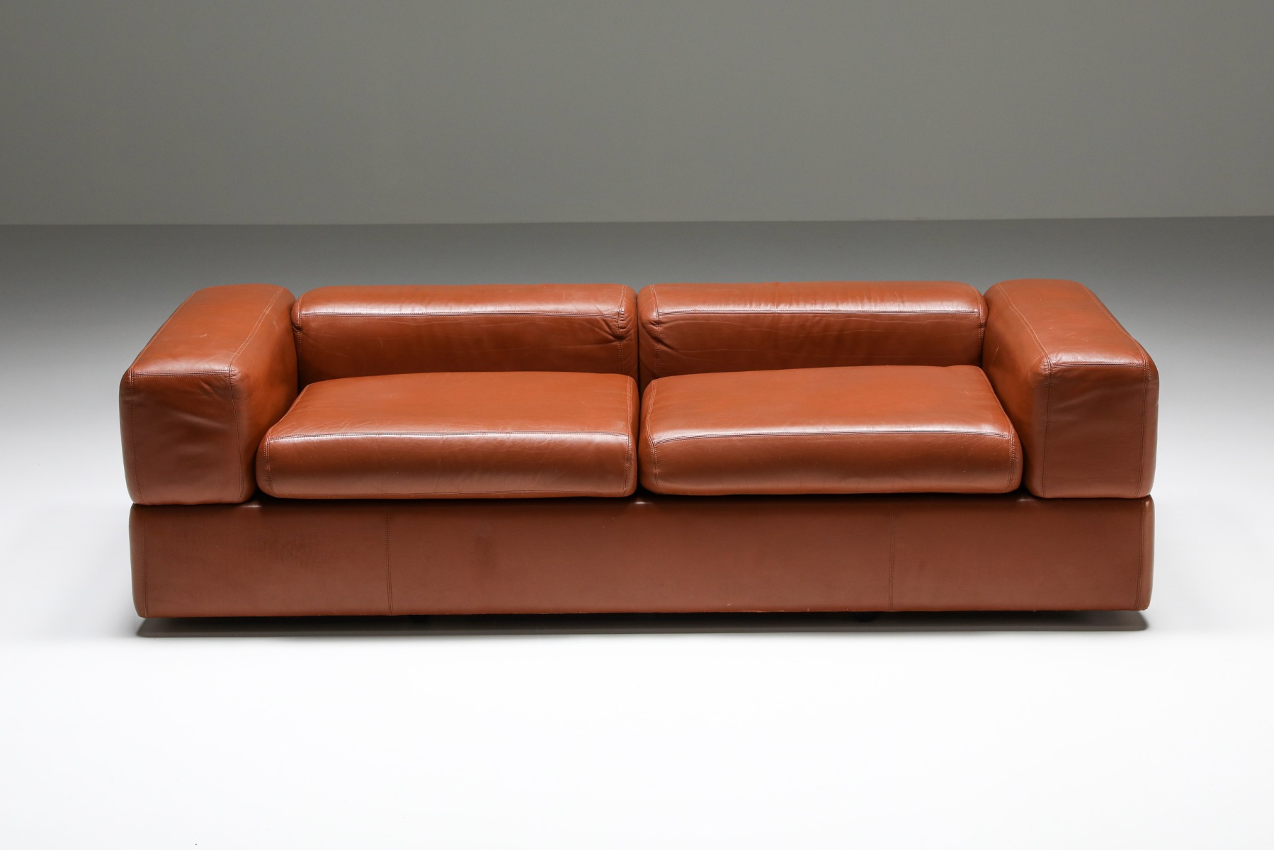 Post-modern Cognac Leather Sofa by Tito Agnoli for Cinova - 1960s