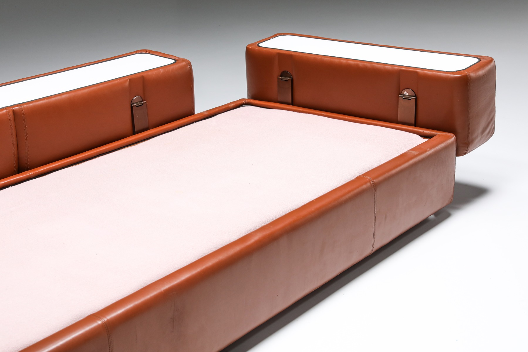 Post-modern Cognac Leather Sofa by Tito Agnoli for Cinova - 1960s