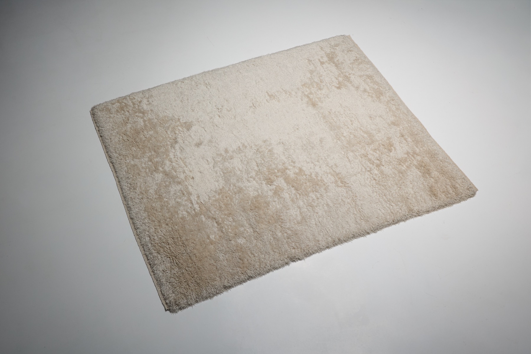 Contemporary Anatolian Medium-Pile Wool Rug, Turkey - 21st Century
