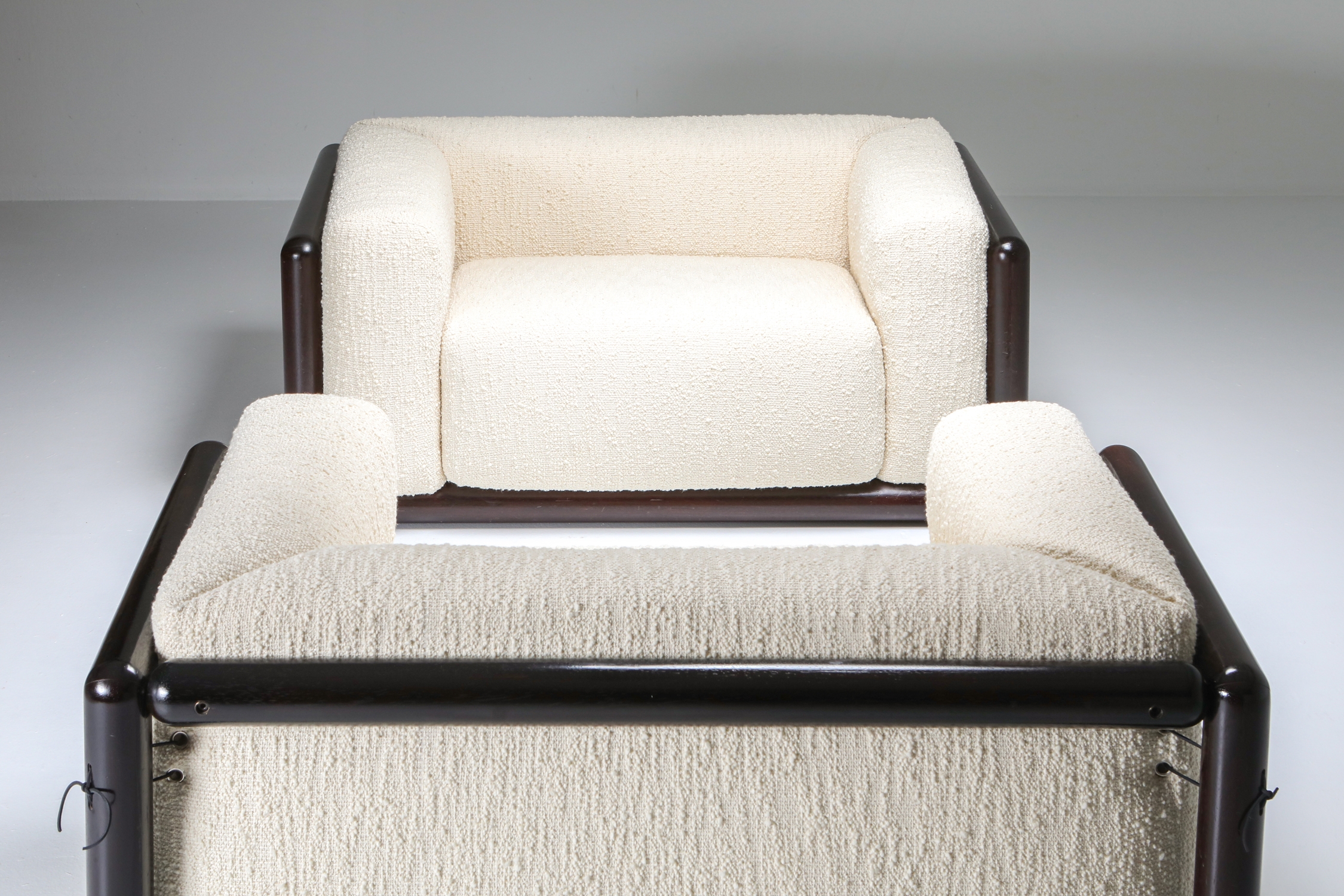 Scarpa 'Cornaro' Sofa in ivory bouclé for Simon - 1970's