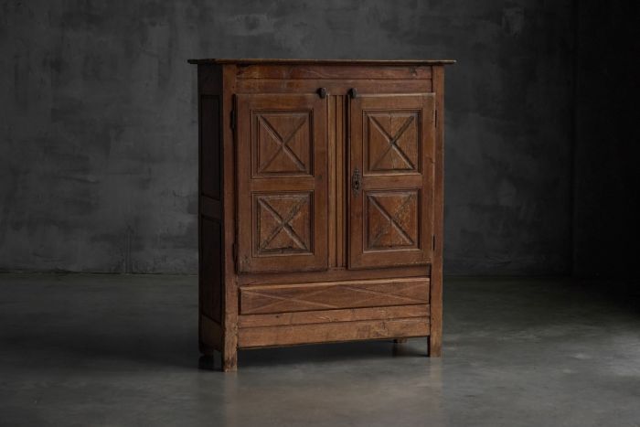 Art Populaire Alpine cabinet 19th century solid wood