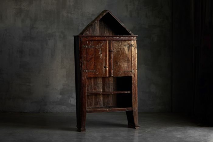 Art Populaire vernacular cupboard in solid wood from the 19th century