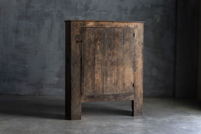 Brutalist Travail Populaire cabinet from the early 19th century