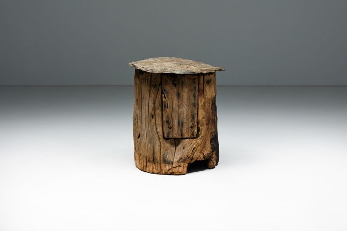 Brutalist travail populaire stools from the early twentieth century