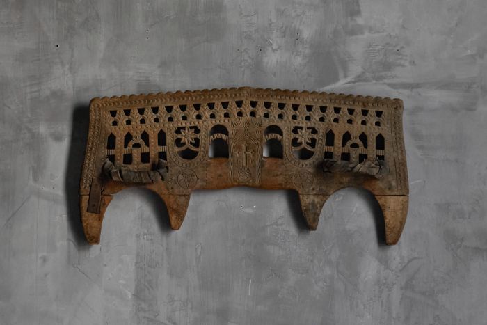 Carved antique wooden yoke from the early 1900s