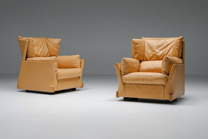 Cassina Viola d Amore armchairs by Piero Martini from 1977