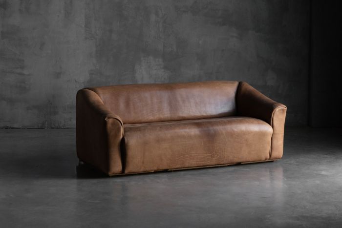 De Sede DS 47 bullhide leather sofa from Switzerland, 1970s