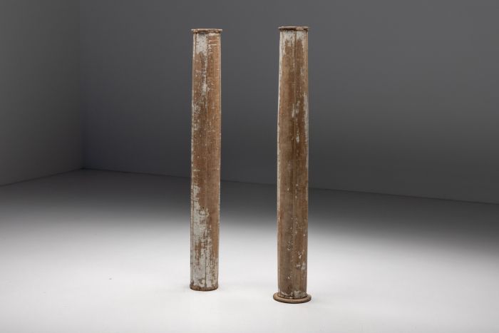 Partly patinated wooden columns from the nineteenth century