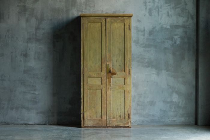 Rustic primitive green cabinet from the 19th century