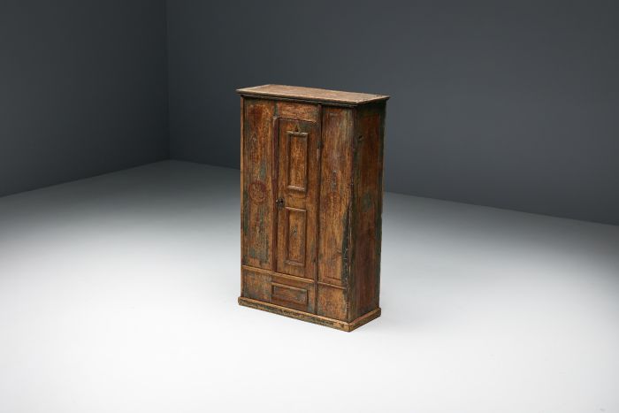 Rustic travail populaire cabinet 18th century