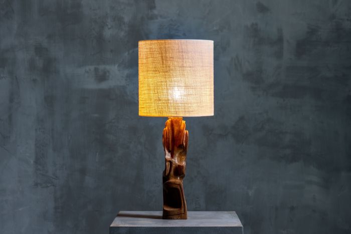 Sculpted table lamp by Gianni Pinna from the 1970s