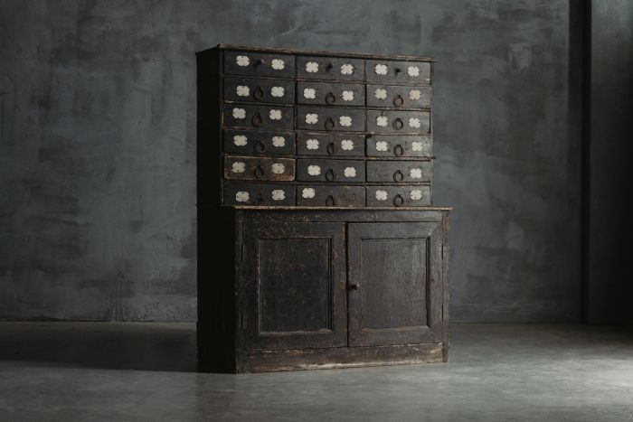 Travail populaire apothecary cabinet 19th century