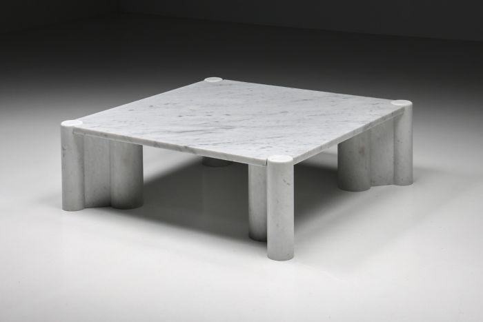 Gae Aulenti 'Jumbo' coffee table in carrara white marble - 1960's