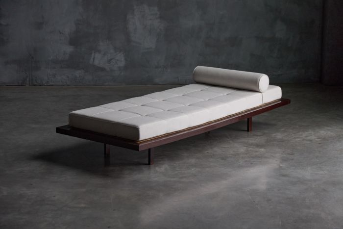 Rare Minimalist Daybed by Jorge Zalszupin - 1960s