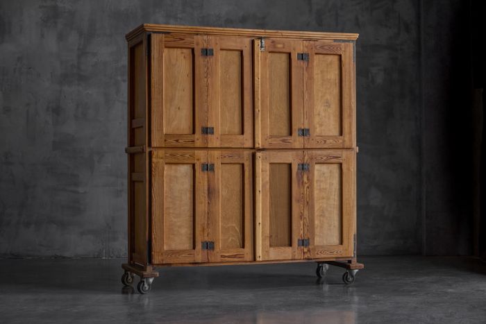 Rustic Oak Bakery Cabinet, Europe – 20th Century