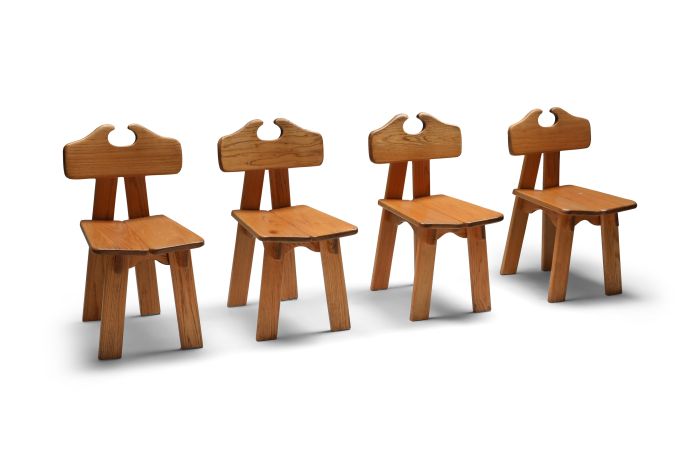 Spanish brutalist chairs in solid oak - 1970's