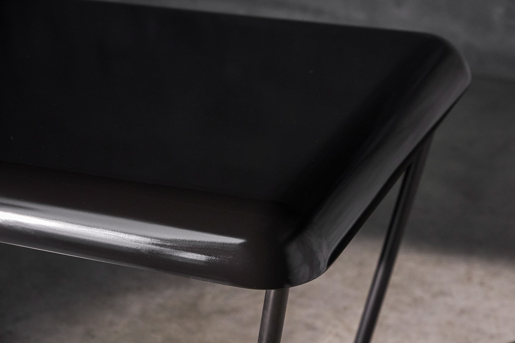 DC204 Table by Vincenzo De Cotiis, Italy – 2006