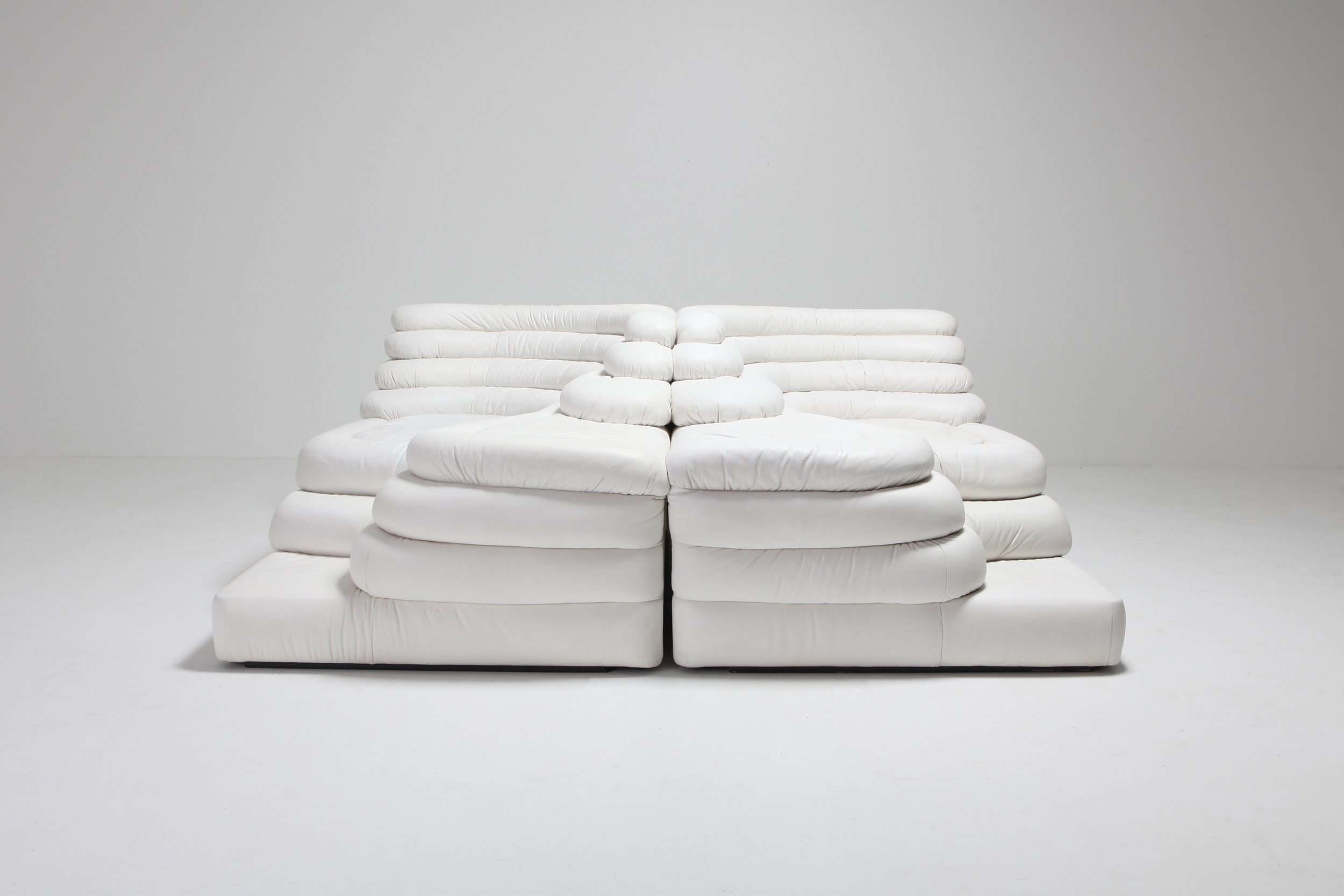 De Sede 'Terrazza' Sofas DS 1025 in White Leather  by Ubald Klug & Ueli Berger - 1972