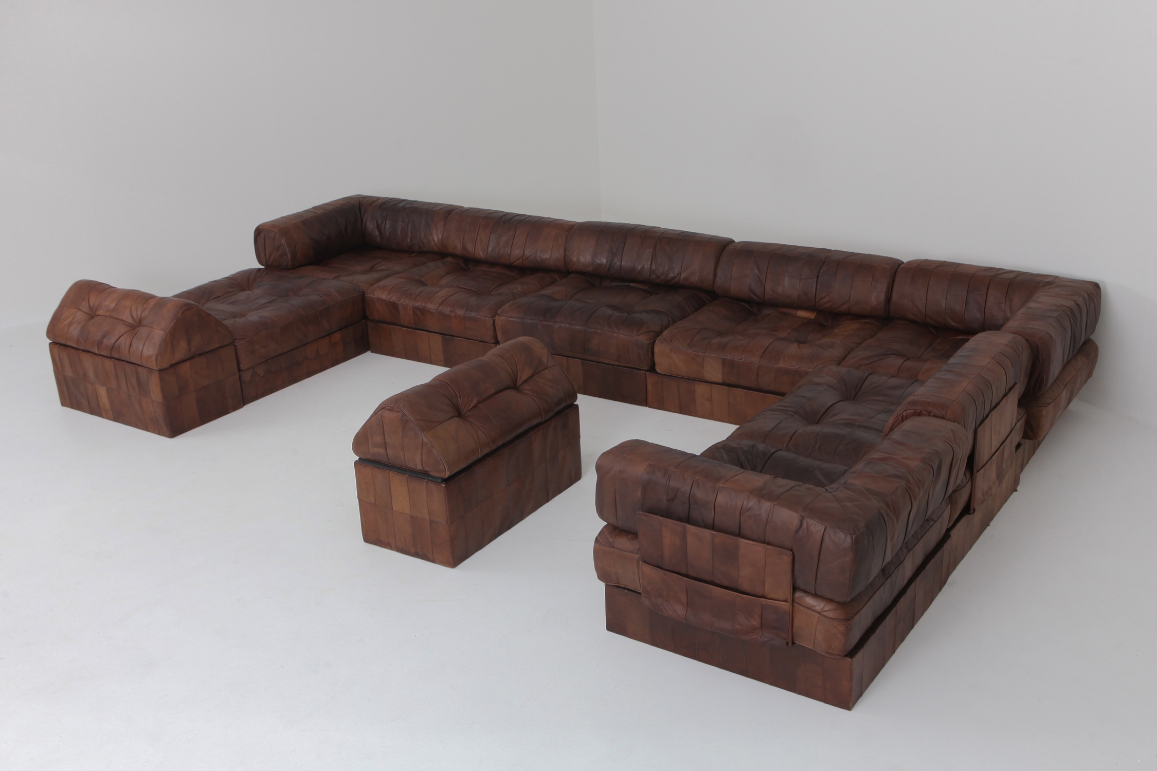 De Sede DS88 Modular Brown-Cognac Leather Patchwork Sofa    - 1970s