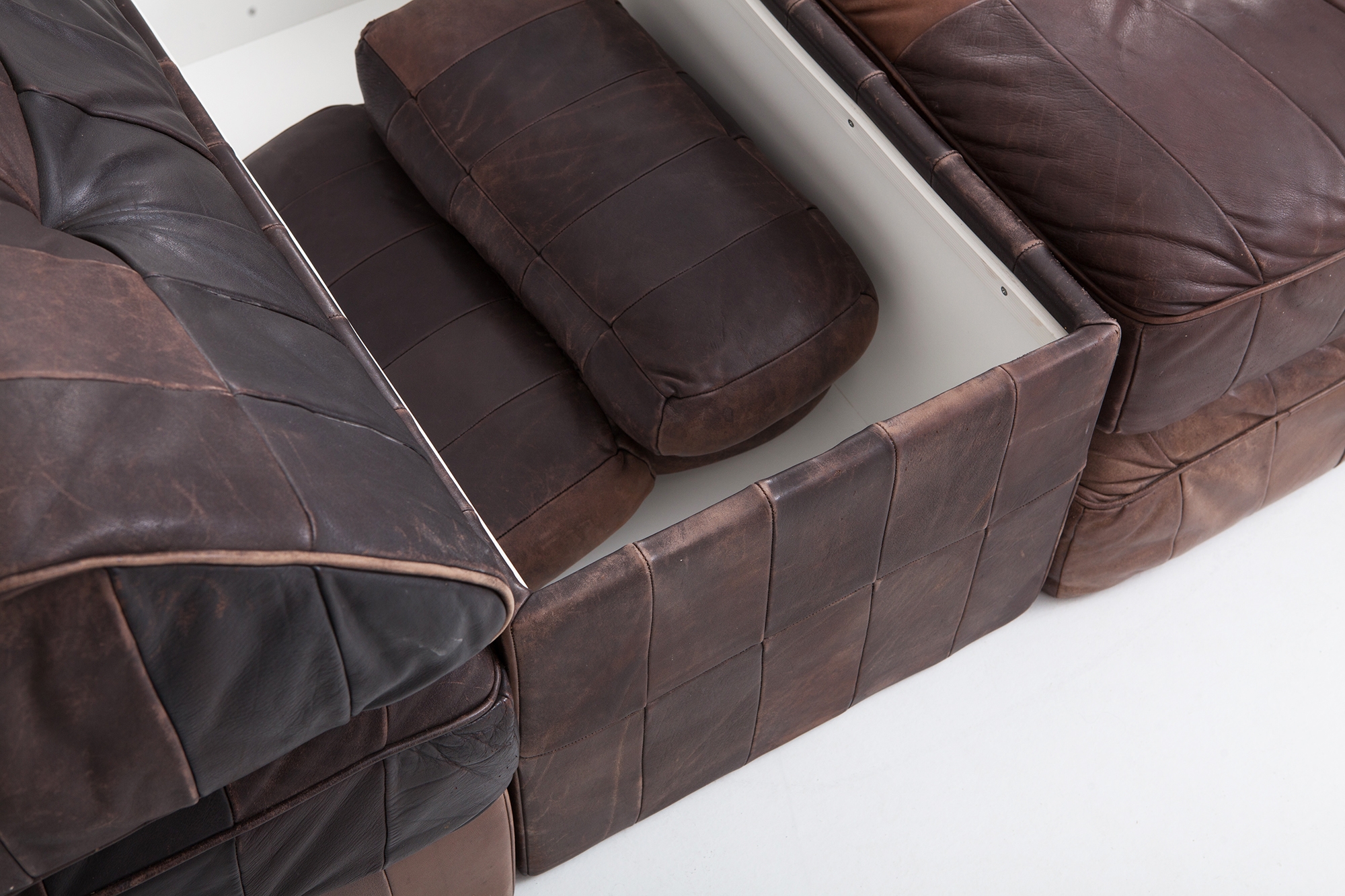 De Sede DS88 Modular Brown Leather Patchwork Sofa, Extra Large - 1970s