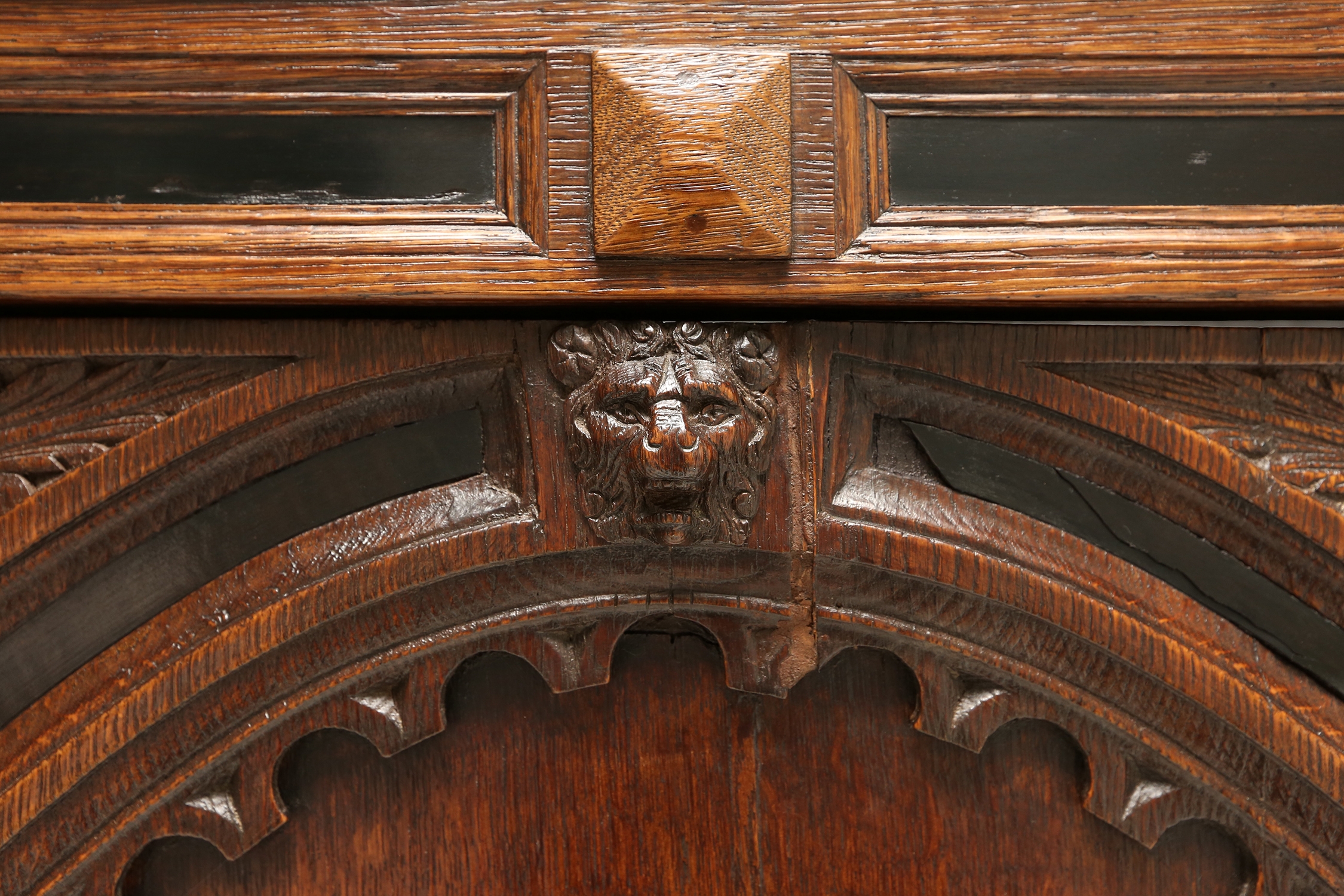 Dutch Renaissance Cabinet In Oak - 1700s