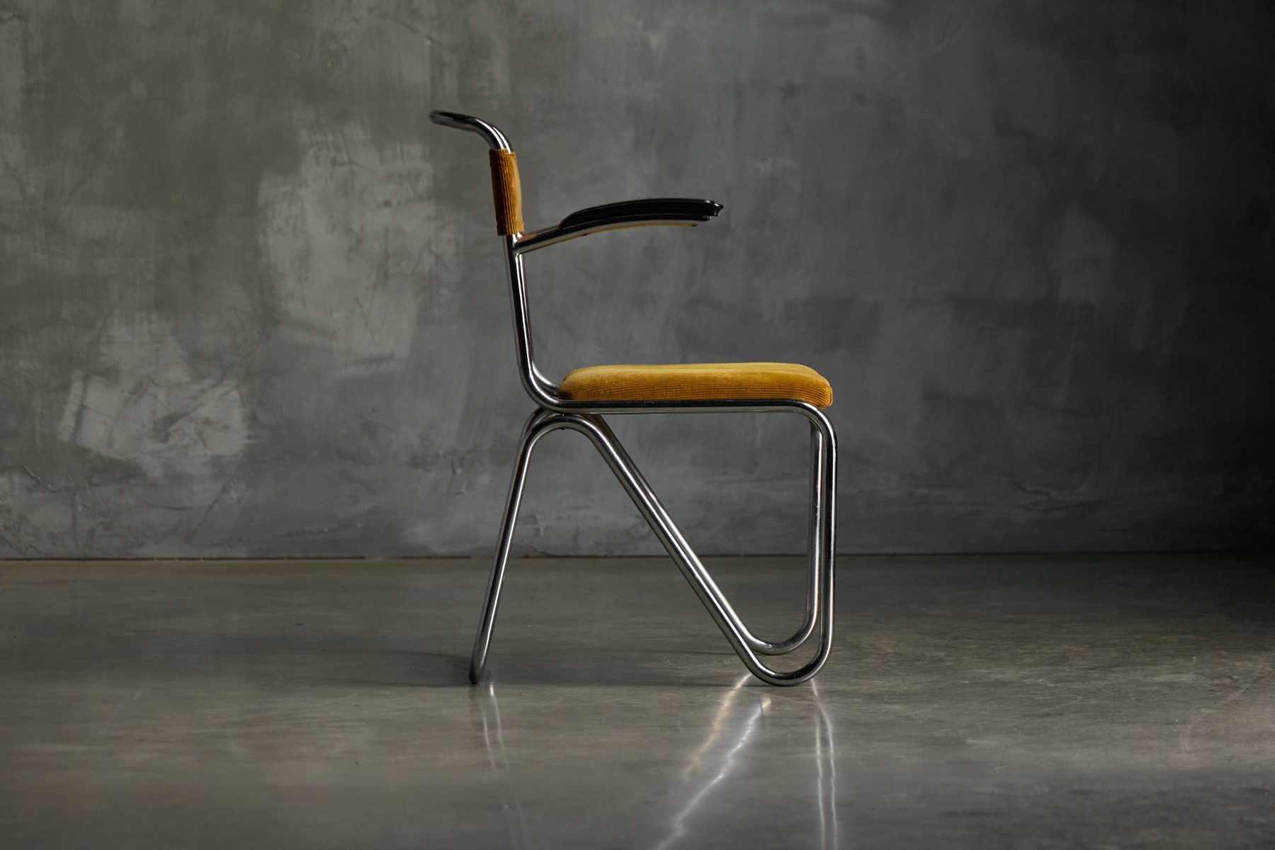 'Diagonaalstoel' Armchair by W.H. Gispen, Netherlands - circa 1930