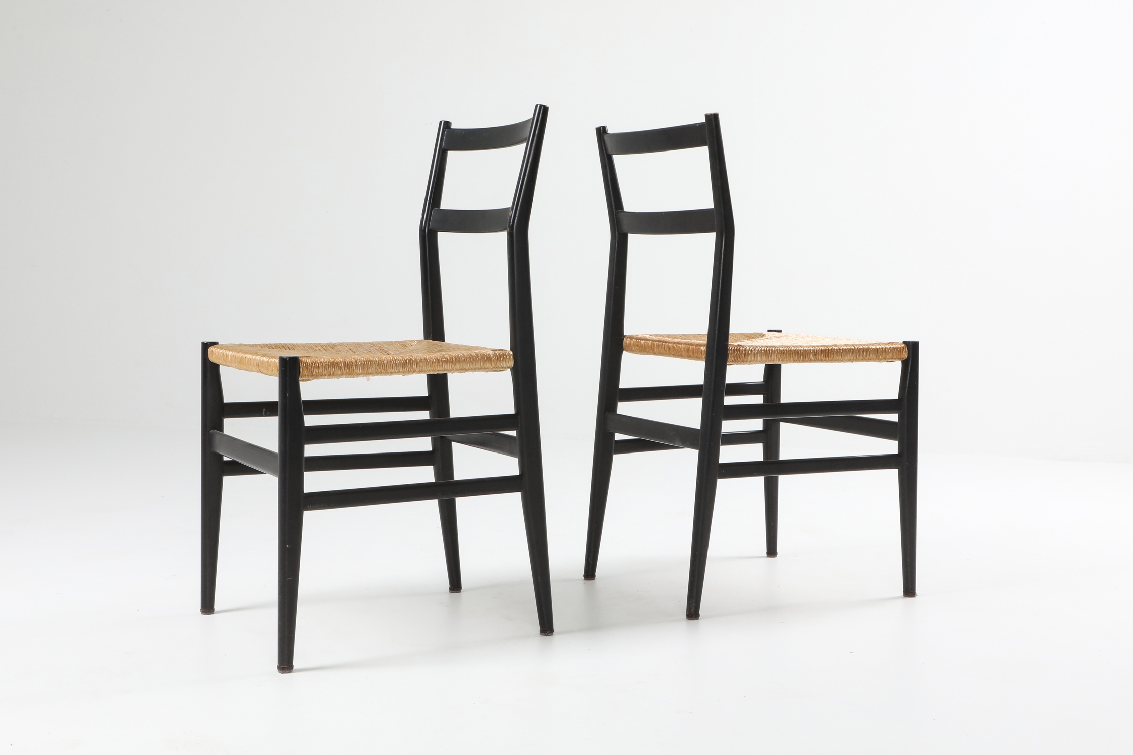 Gio Ponti Leggera dining chairs black and cord - 1980's