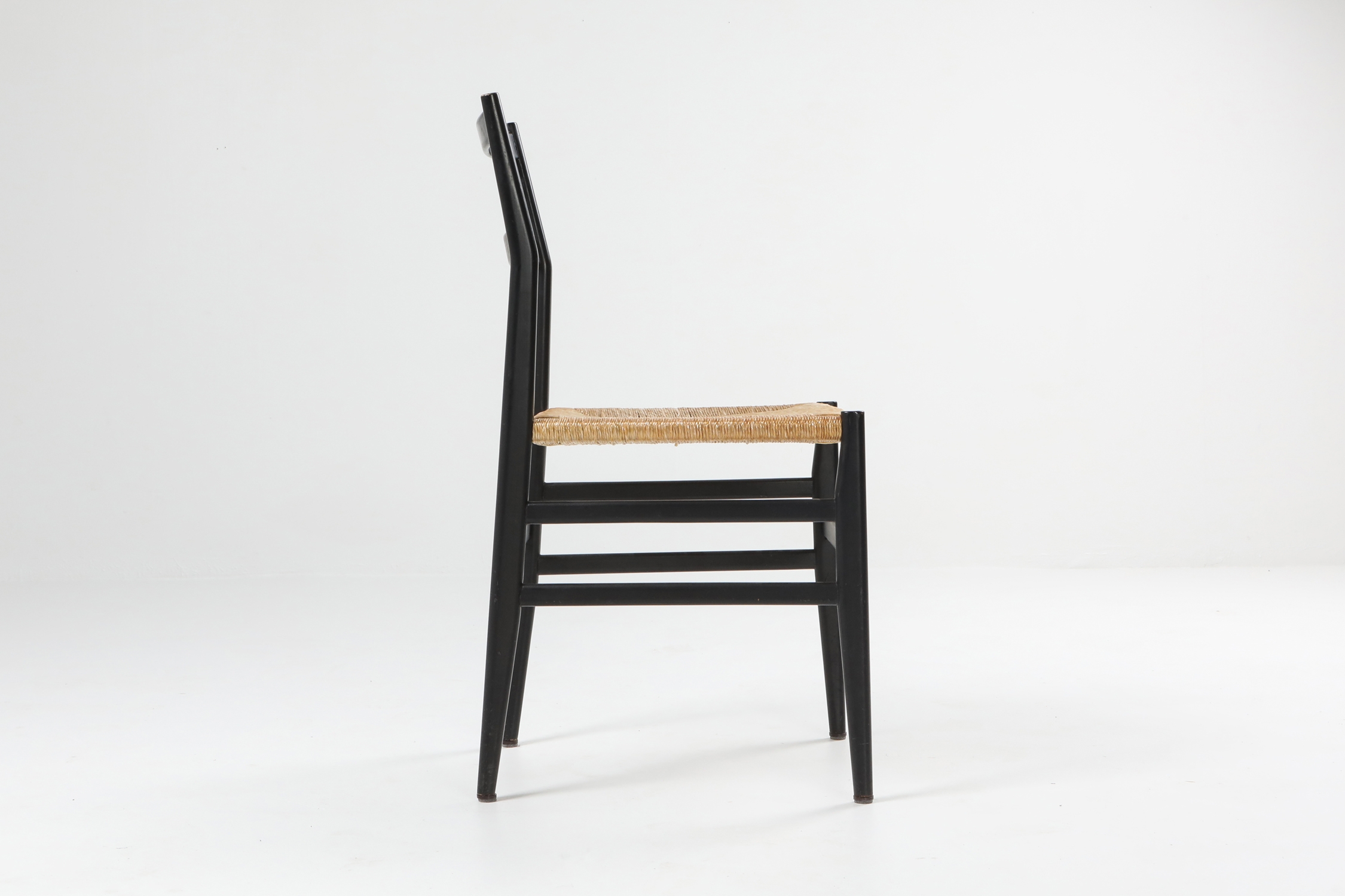 Gio Ponti Leggera dining chairs black and cord - 1980's