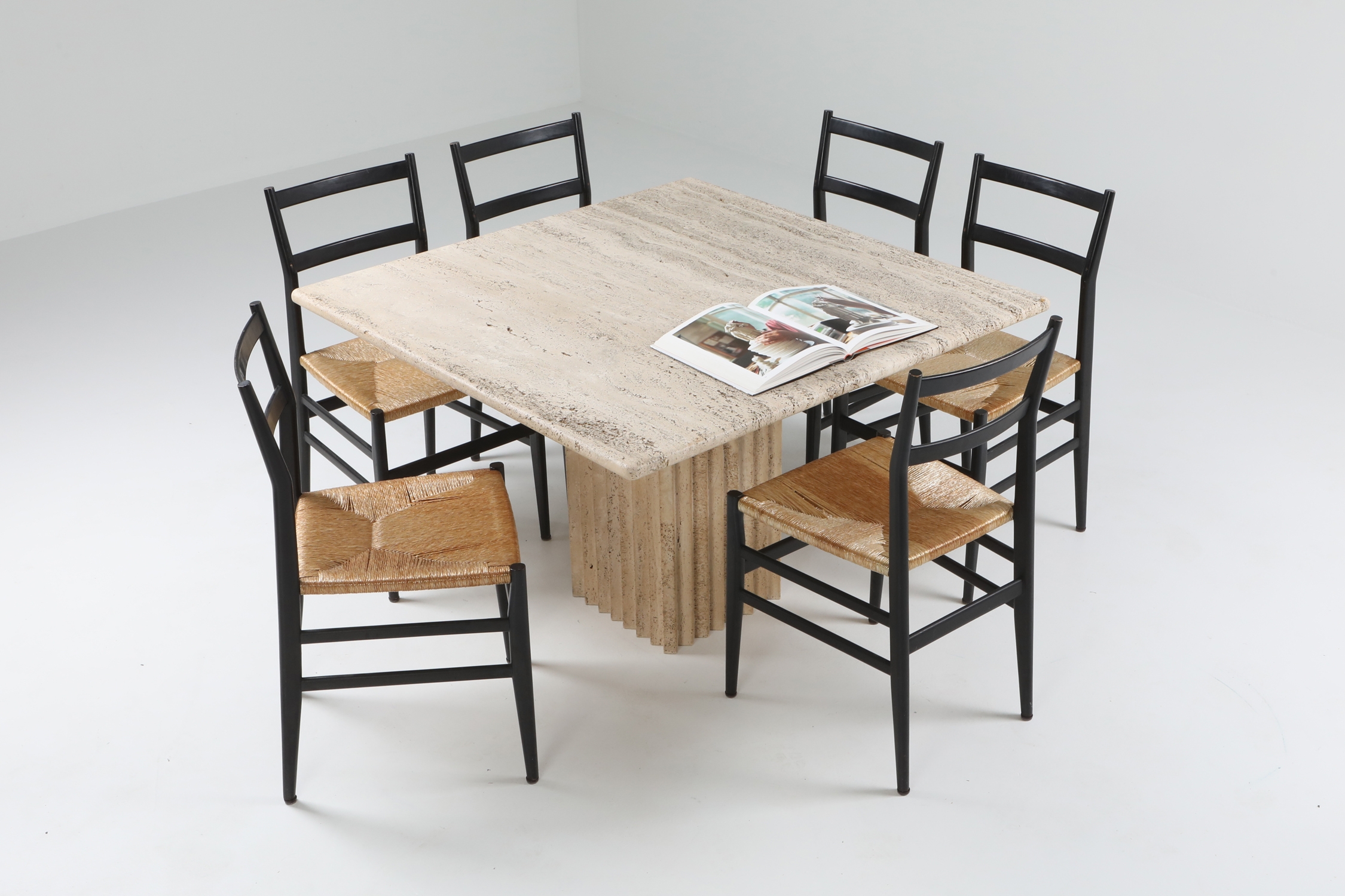 Gio Ponti Leggera dining chairs black and cord - 1980's