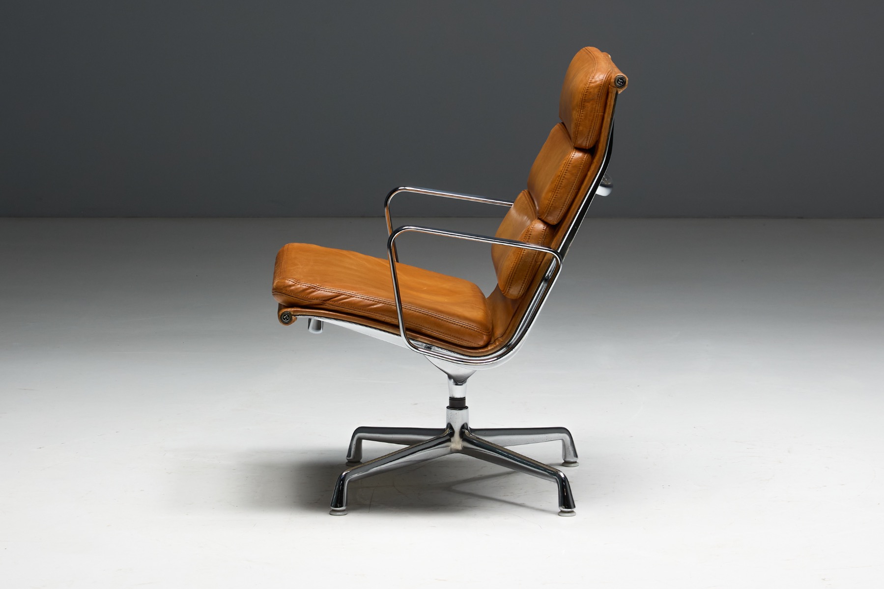 EA216 Soft Pad Chair by Charles and Ray Eames, USA – 1969