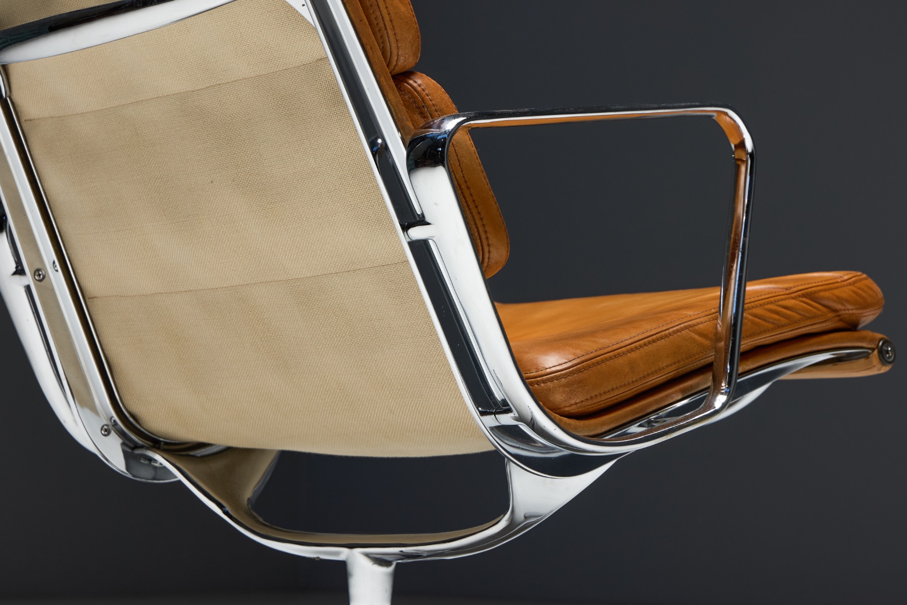 EA216 Soft Pad Chair by Charles and Ray Eames, USA – 1969