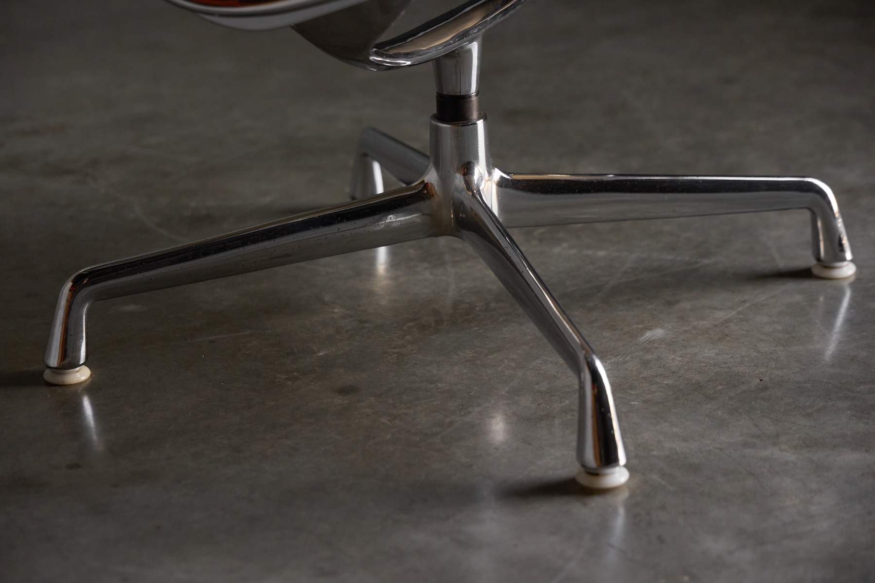EA216 Soft Pad Chair by Charles and Ray Eames, USA – 1969
