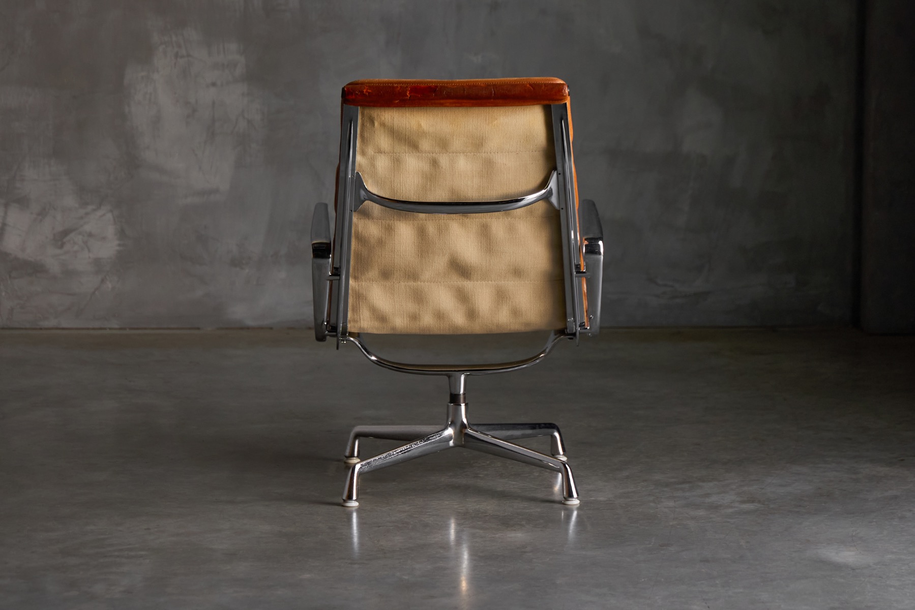 EA216 Soft Pad Chair by Charles and Ray Eames, USA – 1969