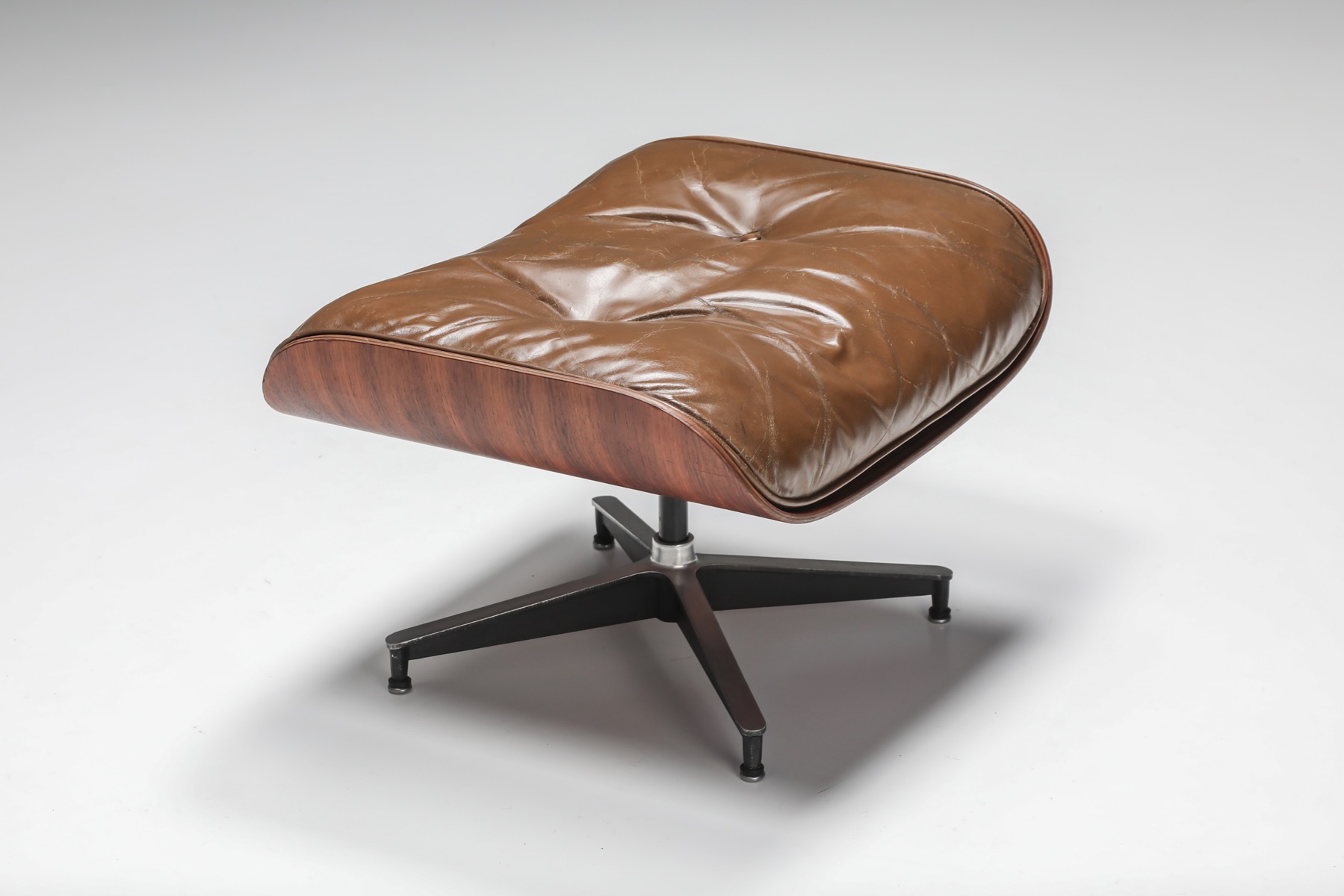 Eames Lounge Chair In Brown with Ottoman for Herman Miller - 1960's