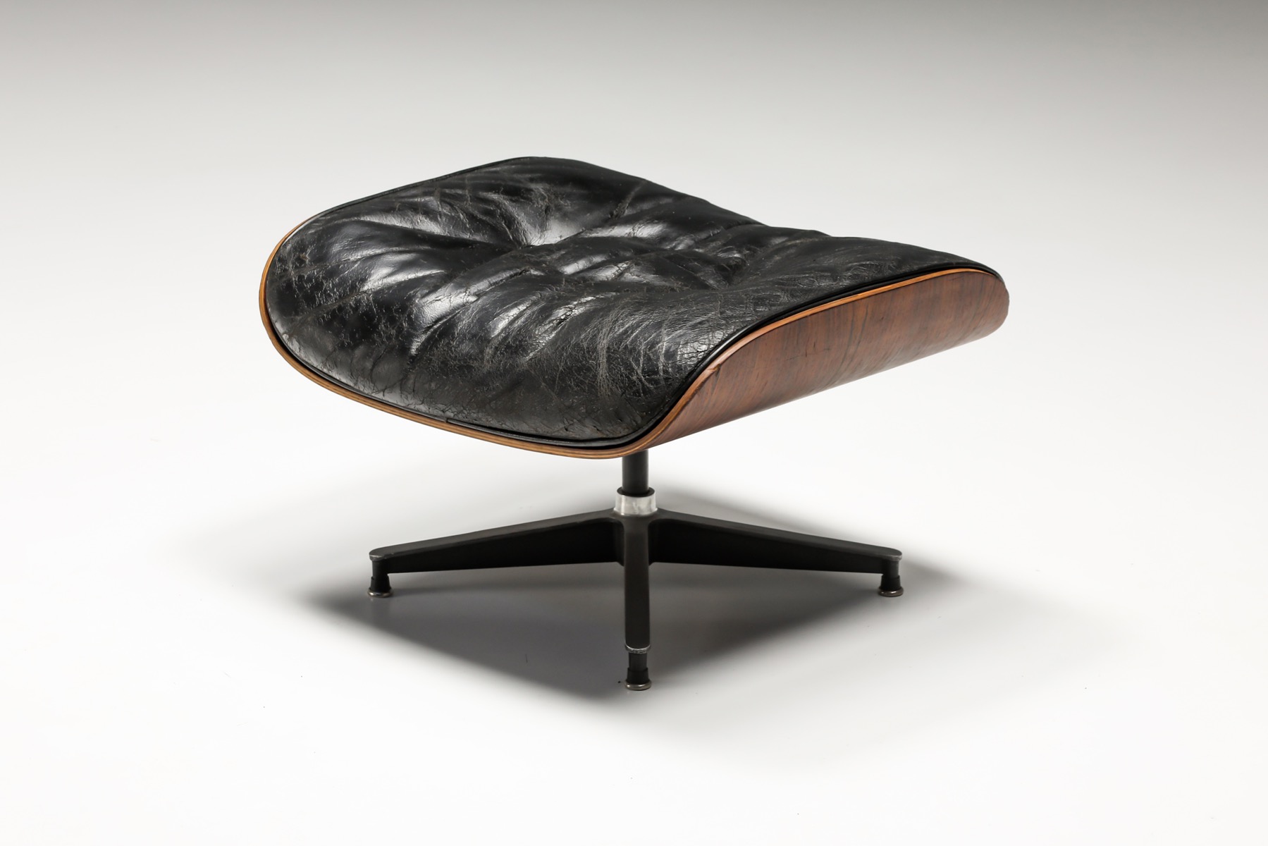 Eames Lounge Chair with Ottoman for Herman Miller, 1st edition - 1957