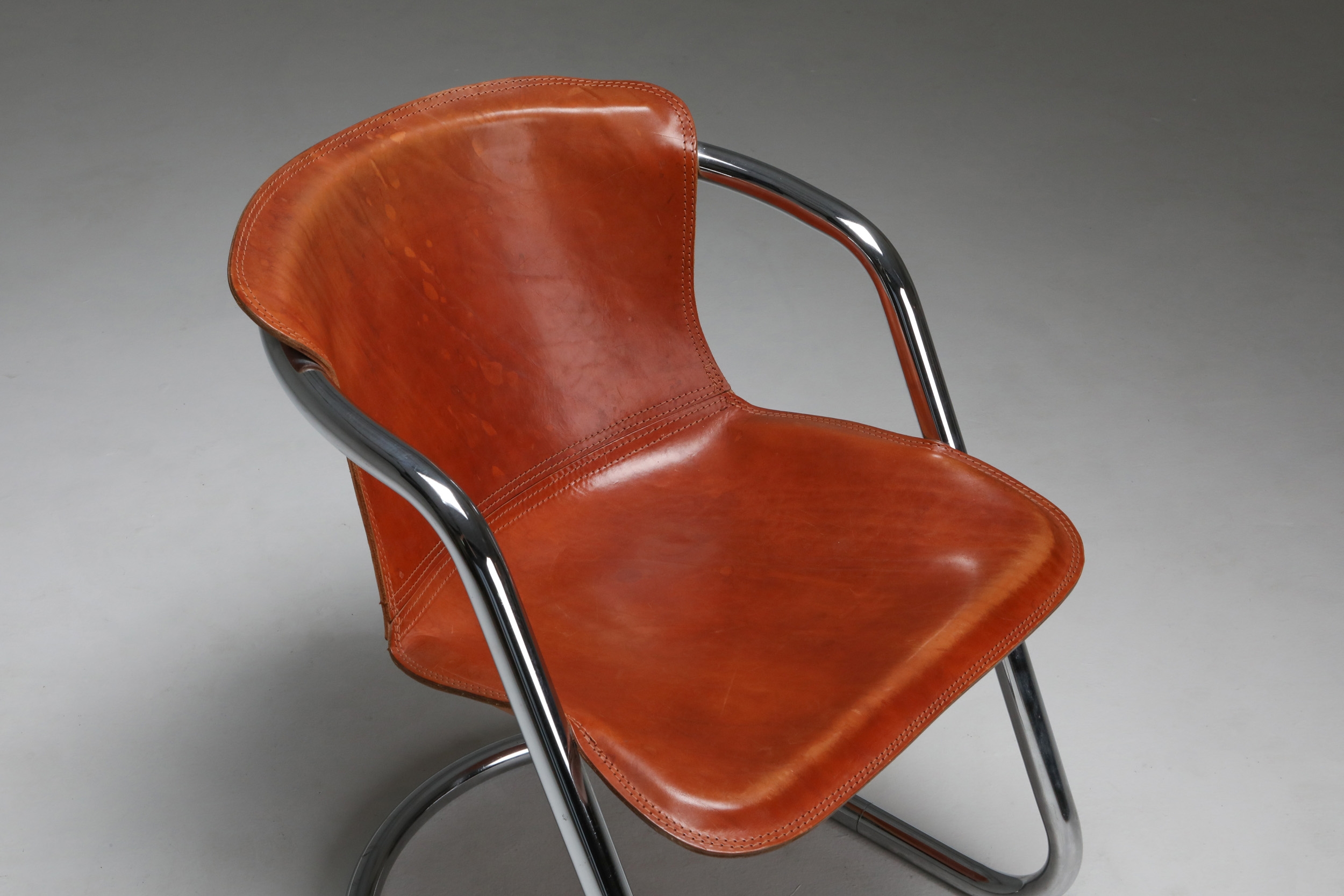 Willy Rizzo tan leather chairs for Cidue - 1970s