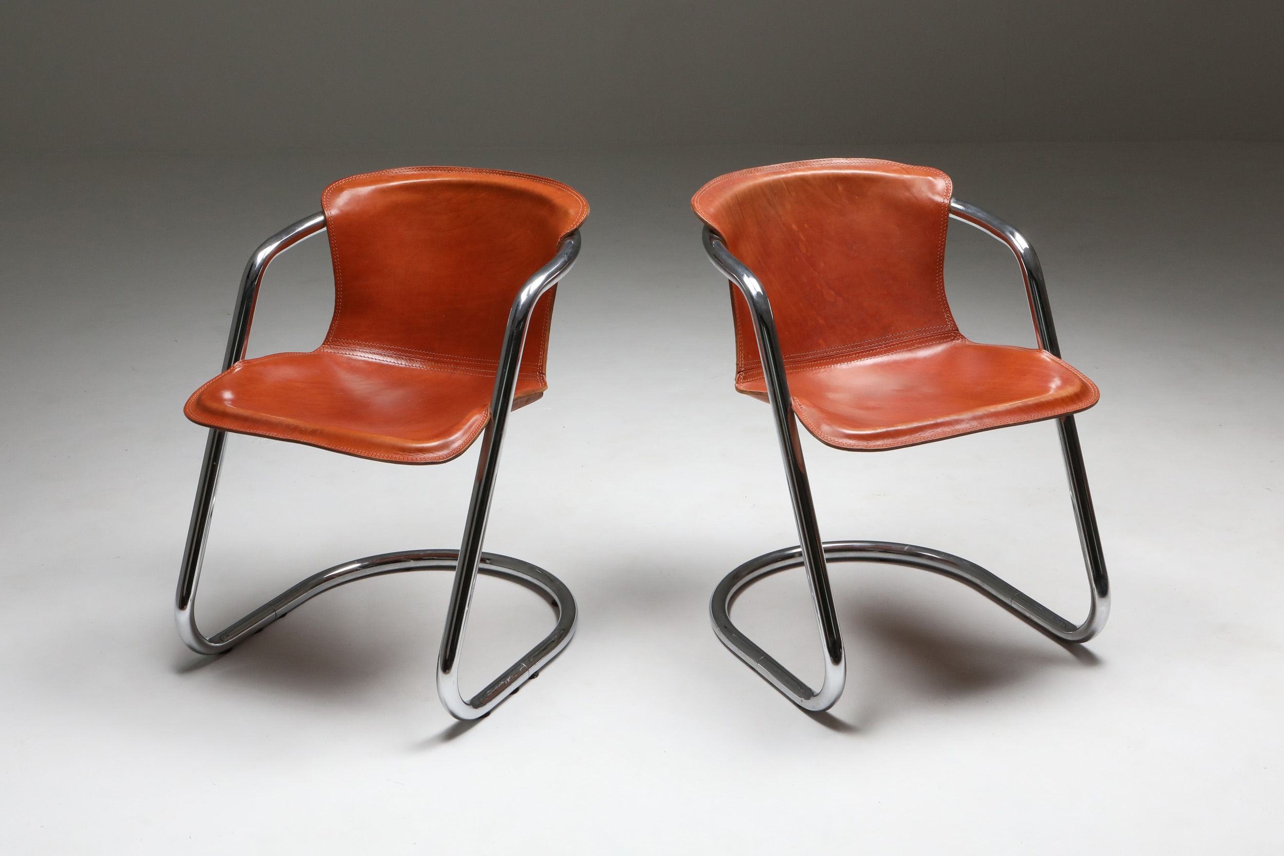 Willy Rizzo tan leather chairs for Cidue - 1970s