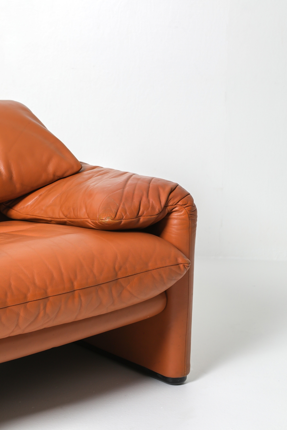 Maralunga Cognac Leather Club Chairs by Vico Magistretti for Cassina - 1974