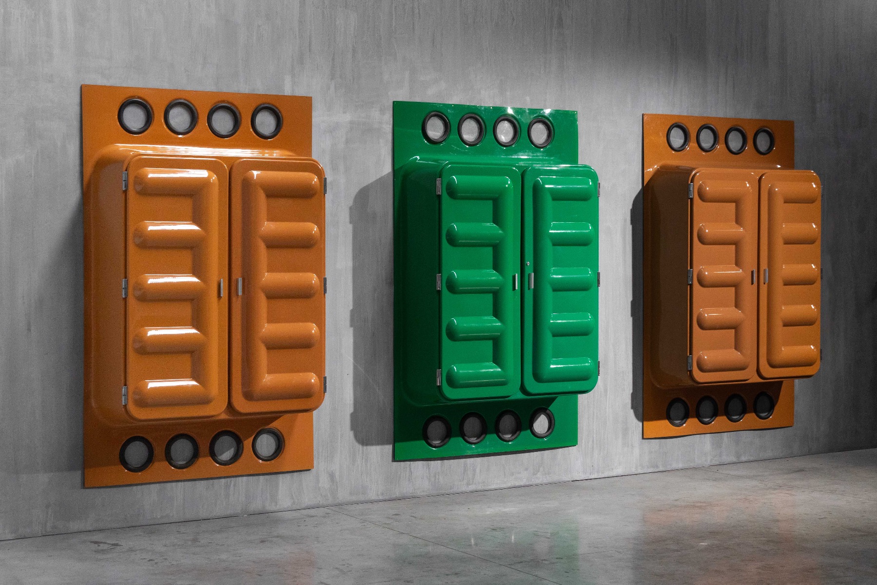 Edition Somop Wardrobe in Orange Molded Plastic - 1970s