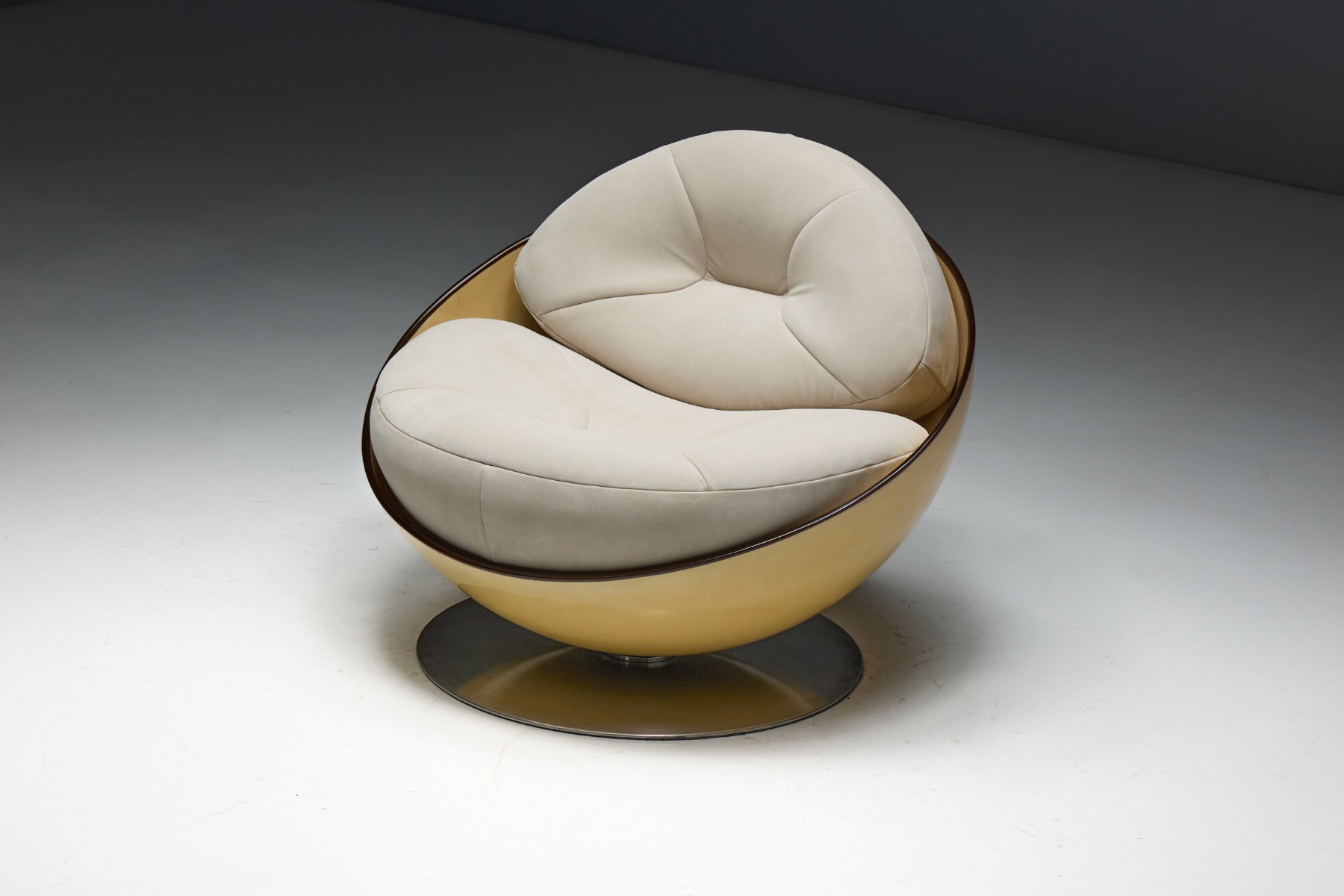 Esfera Lounge Chairs by Ricardo Fasanello, Brazil – Late 1960s