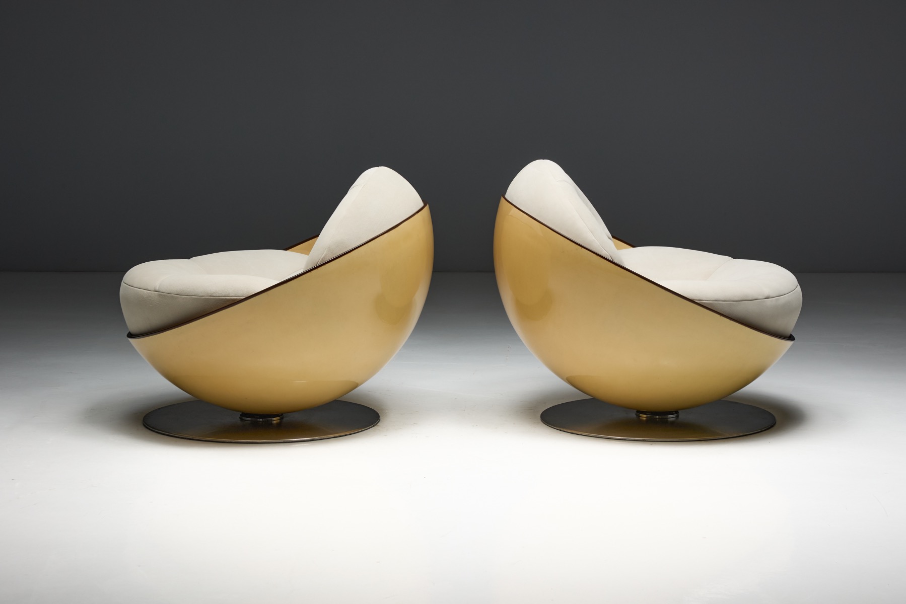 Esfera Lounge Chairs by Ricardo Fasanello, Brazil – Late 1960s