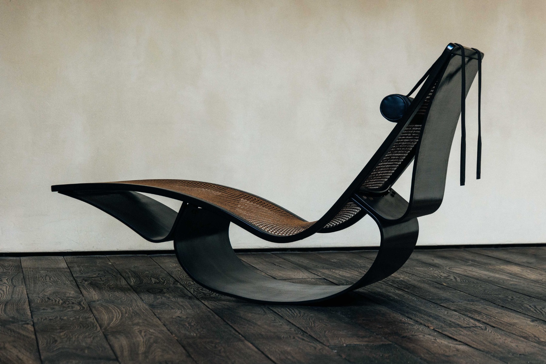 Chaise Longue "Rio" by Oscar Niemeyer - 1978