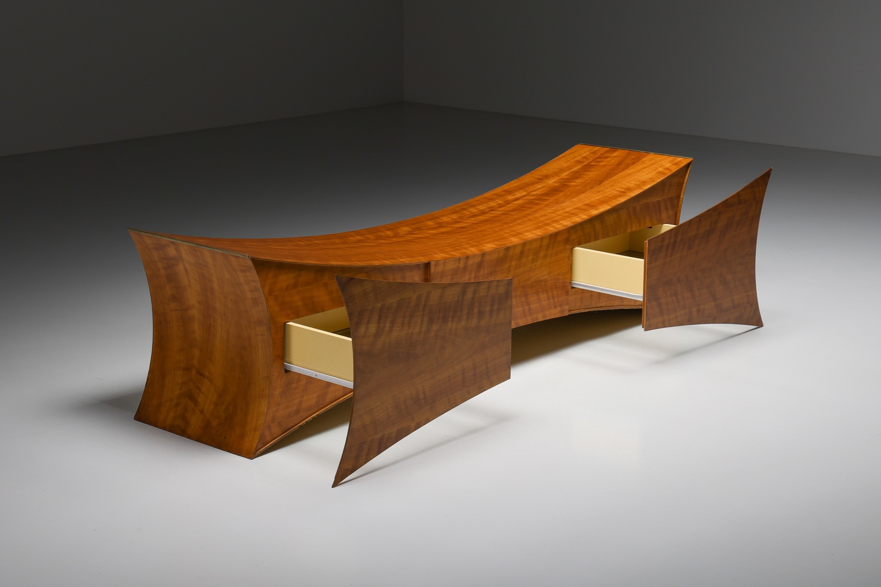  Floating Credenza in Walnut Wood - 1950's