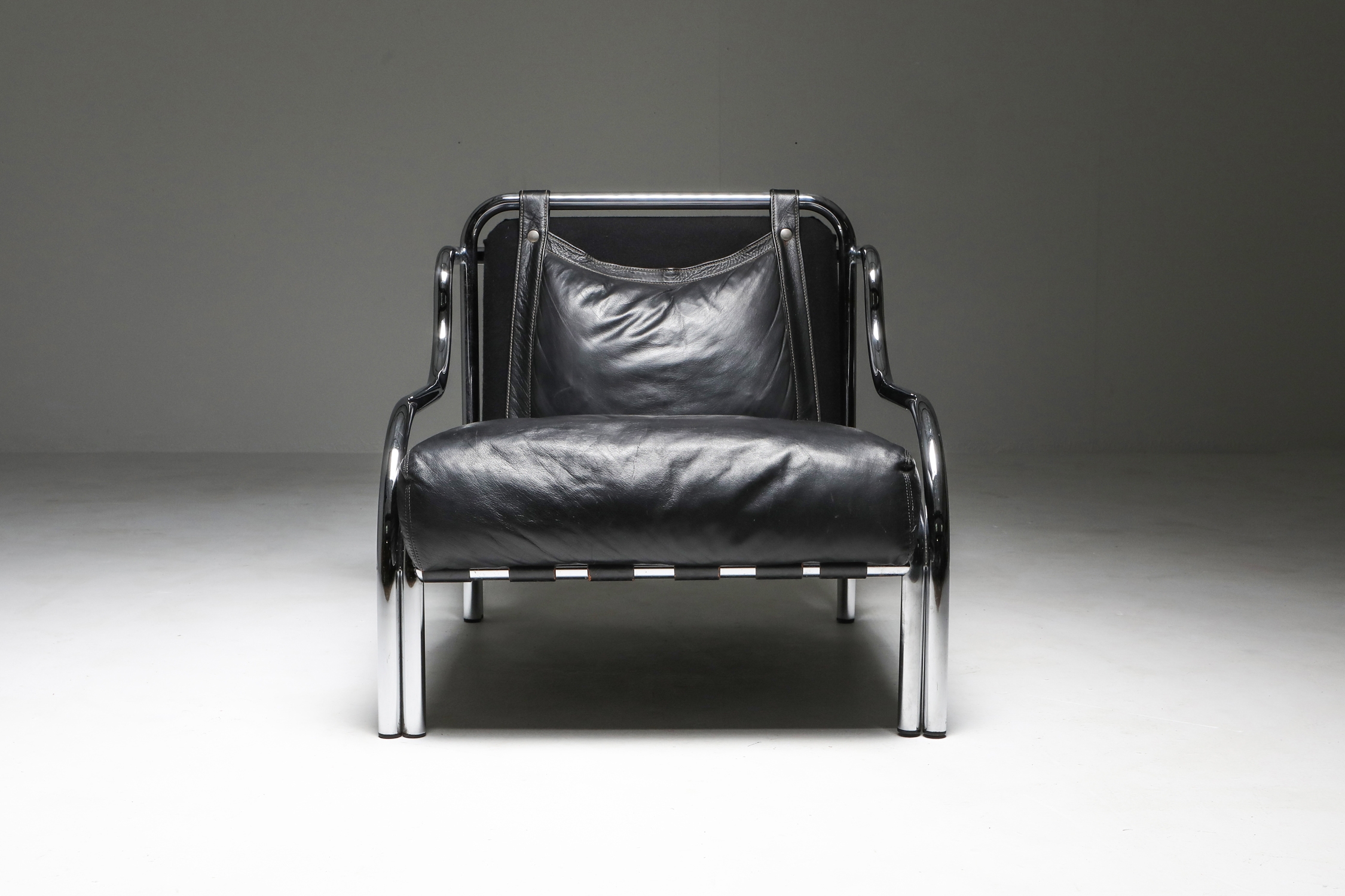 Gae Aulenti 'Stringa' Armchair Black - 1960's