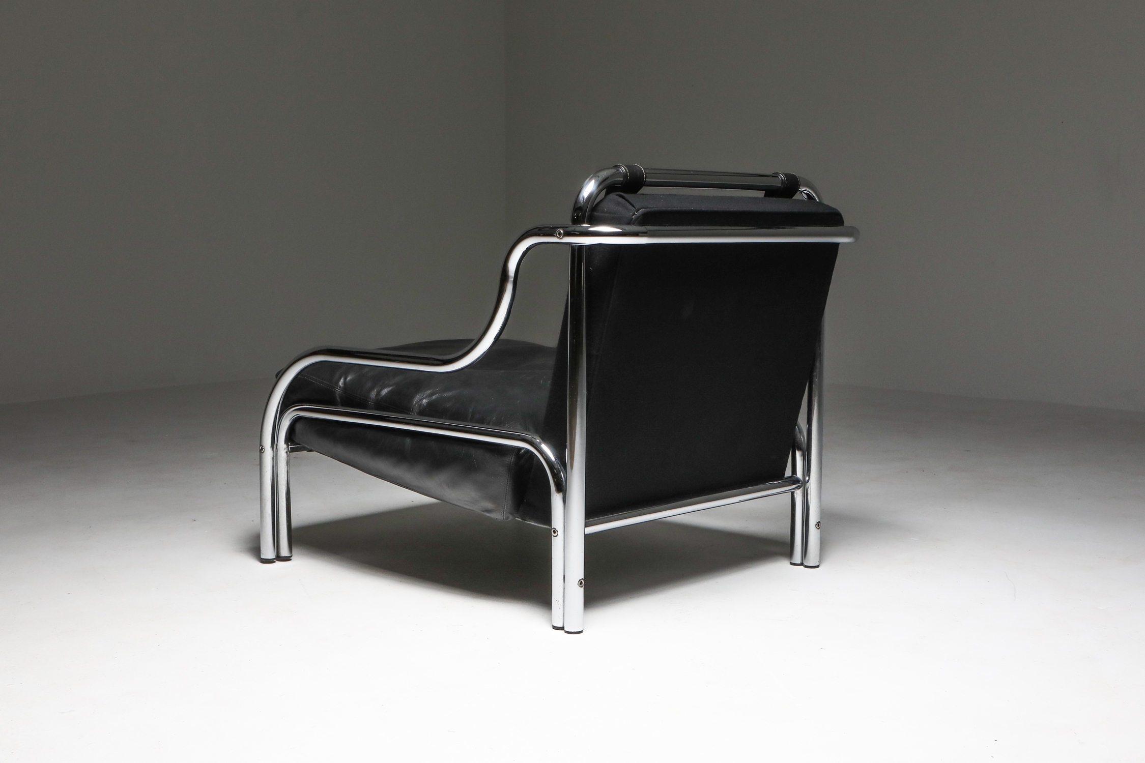 Gae Aulenti 'Stringa' Armchair Black - 1960's