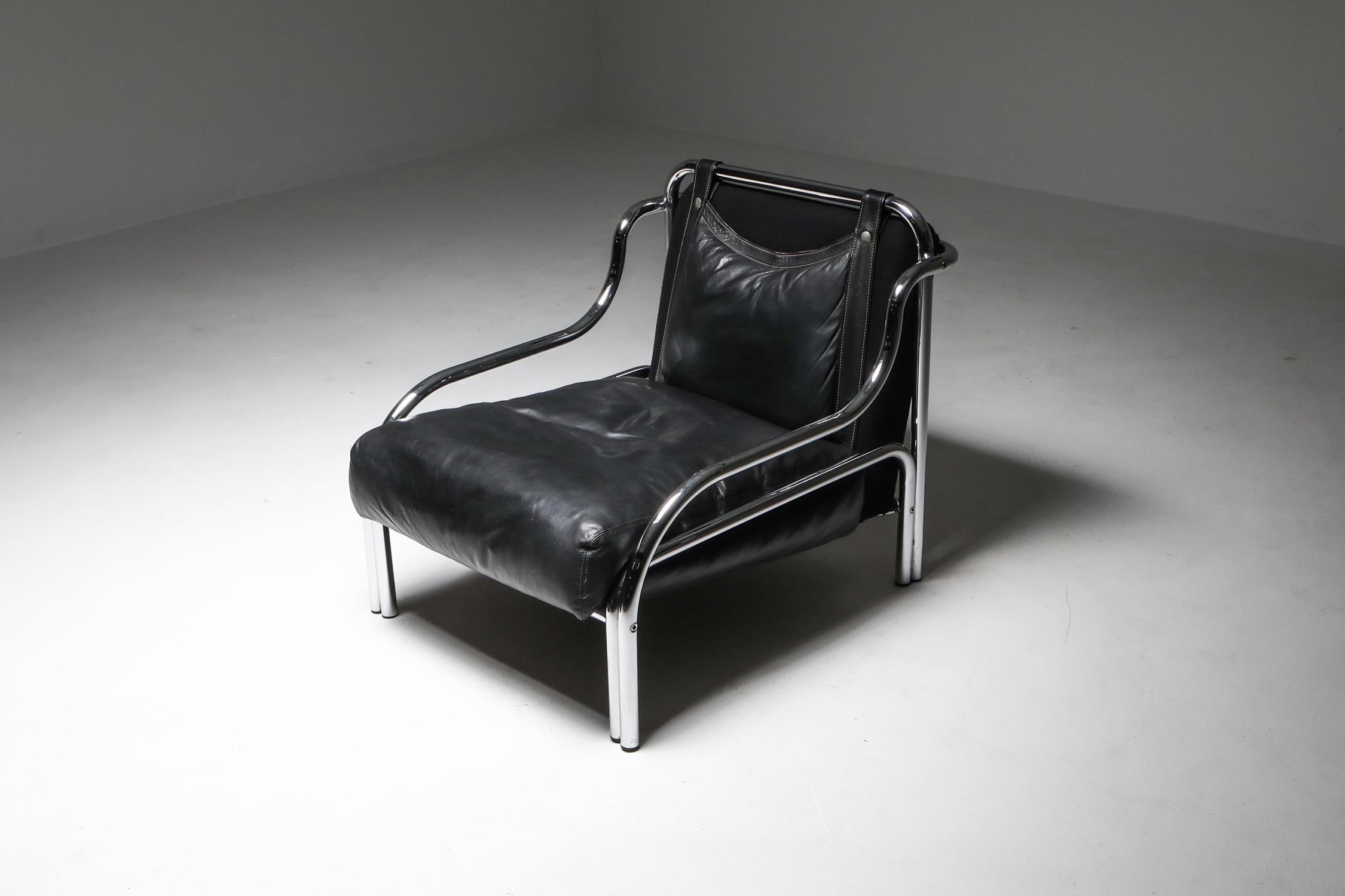 Gae Aulenti 'Stringa' Armchair Black - 1960's